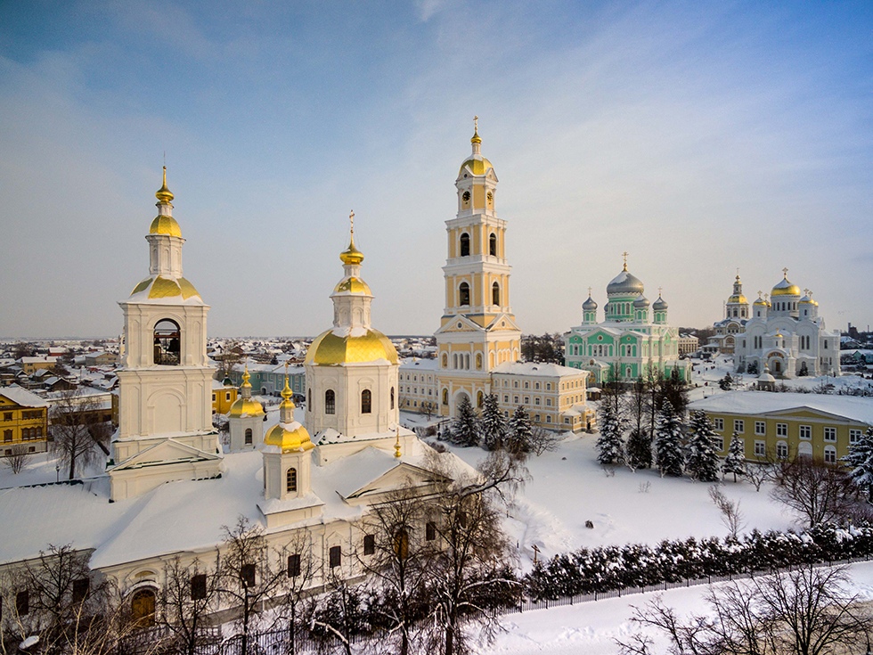 Дивеевский монастырь зима