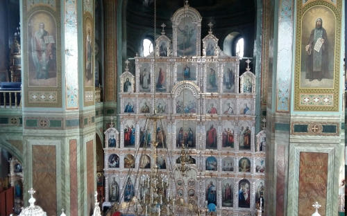 Задонск. В храме