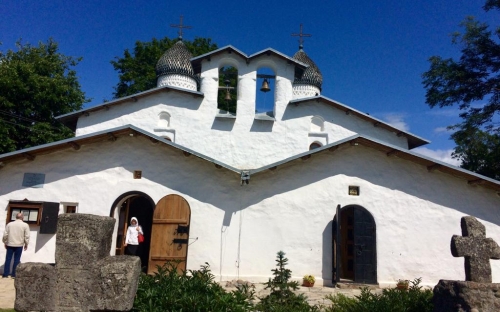 Храм Рождества и храм Покрова