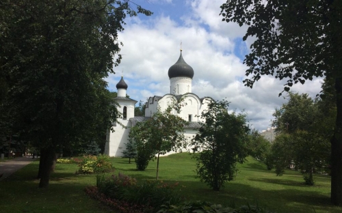 Храм Василия Великого на горке
