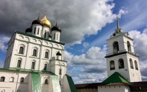 Троицкий собор величественен