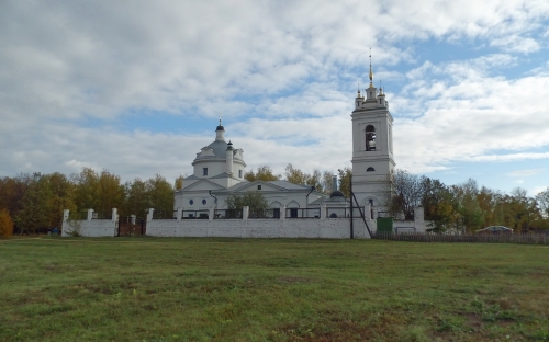 Казанская церковь в селе Константинове