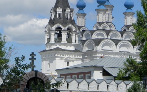 Муром. Троицкий монастырь и колокольня
