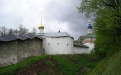 Крепостные стены, вписанные в ландшафт местности